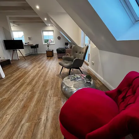 Muggelhuus Loft Mit Elbdeichblick Im Alten Land Und Mit Wallbox * Hollern-Twielenfleth